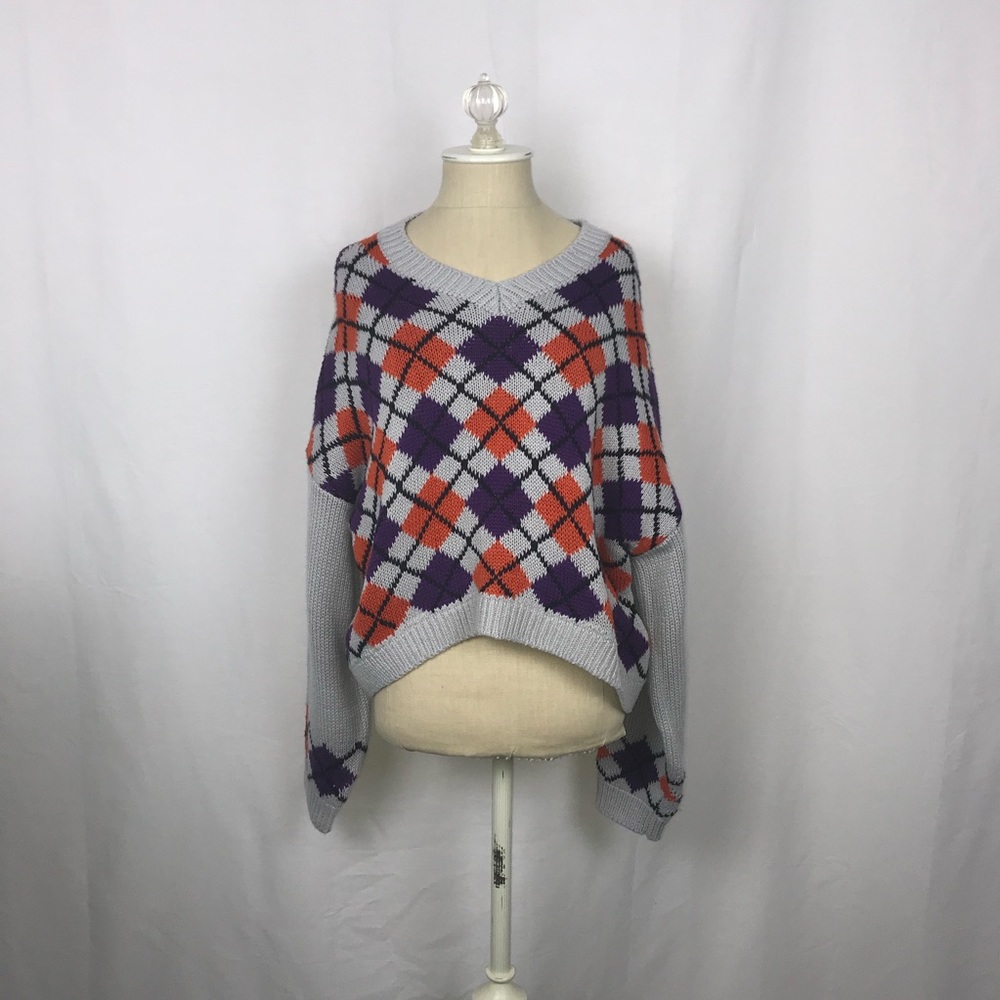 Topshop NWOT Sweater (Size: 8 & 10)